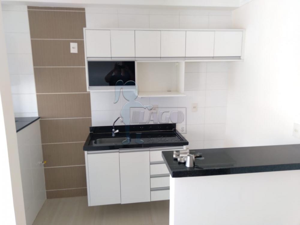 Alugar Apartamentos / Padrão em Ribeirão Preto R$ 1.300,00 - Foto 3