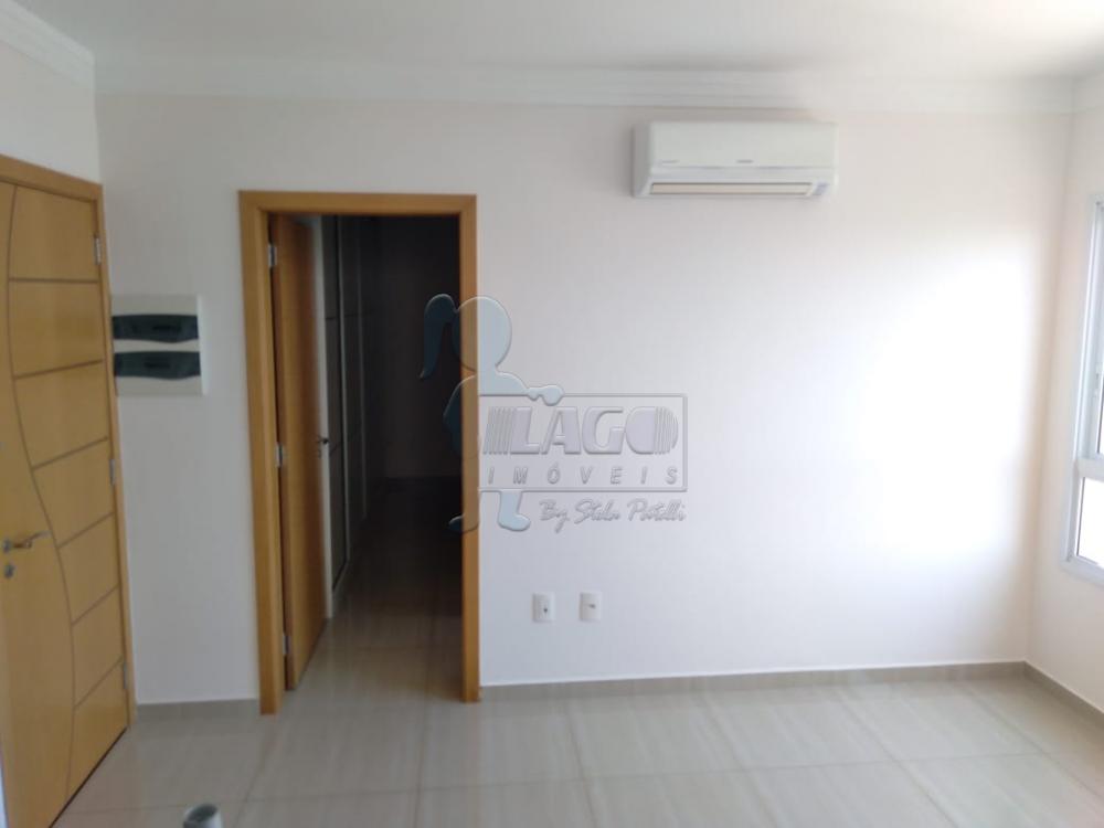 Alugar Apartamentos / Padrão em Ribeirão Preto R$ 1.300,00 - Foto 2