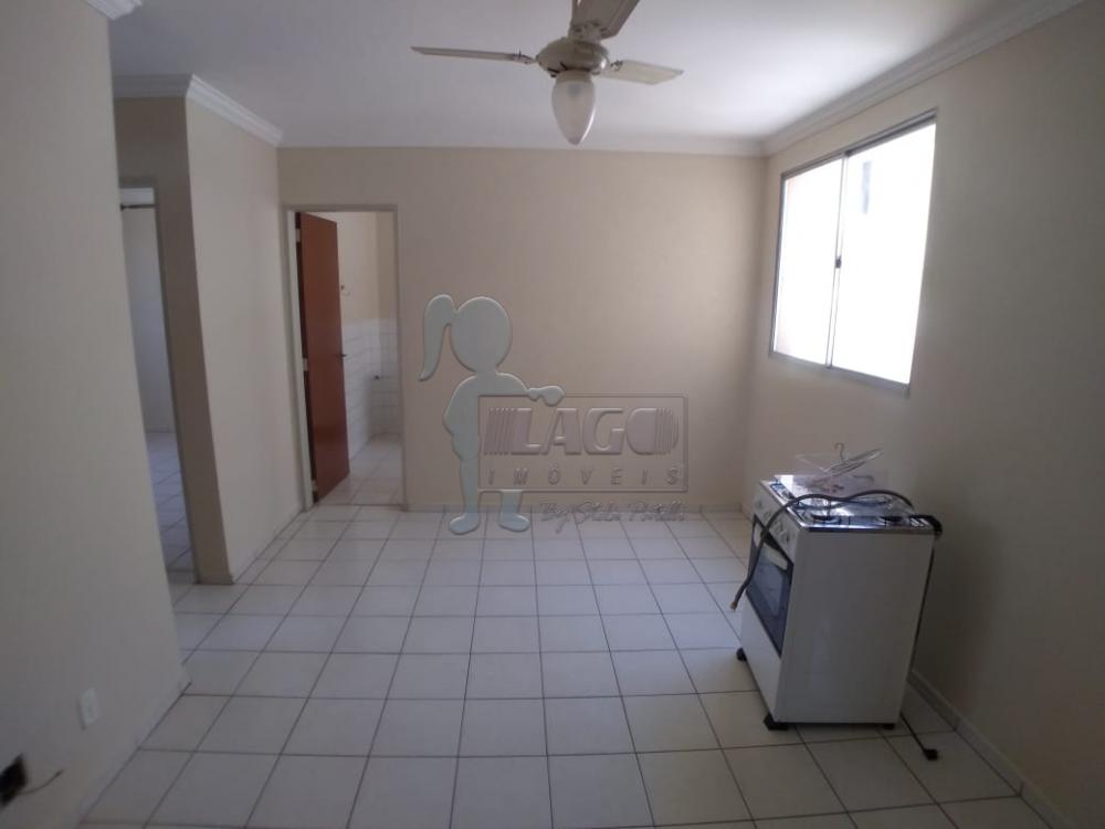 Alugar Apartamentos / Padrão em Ribeirão Preto R$ 700,00 - Foto 1