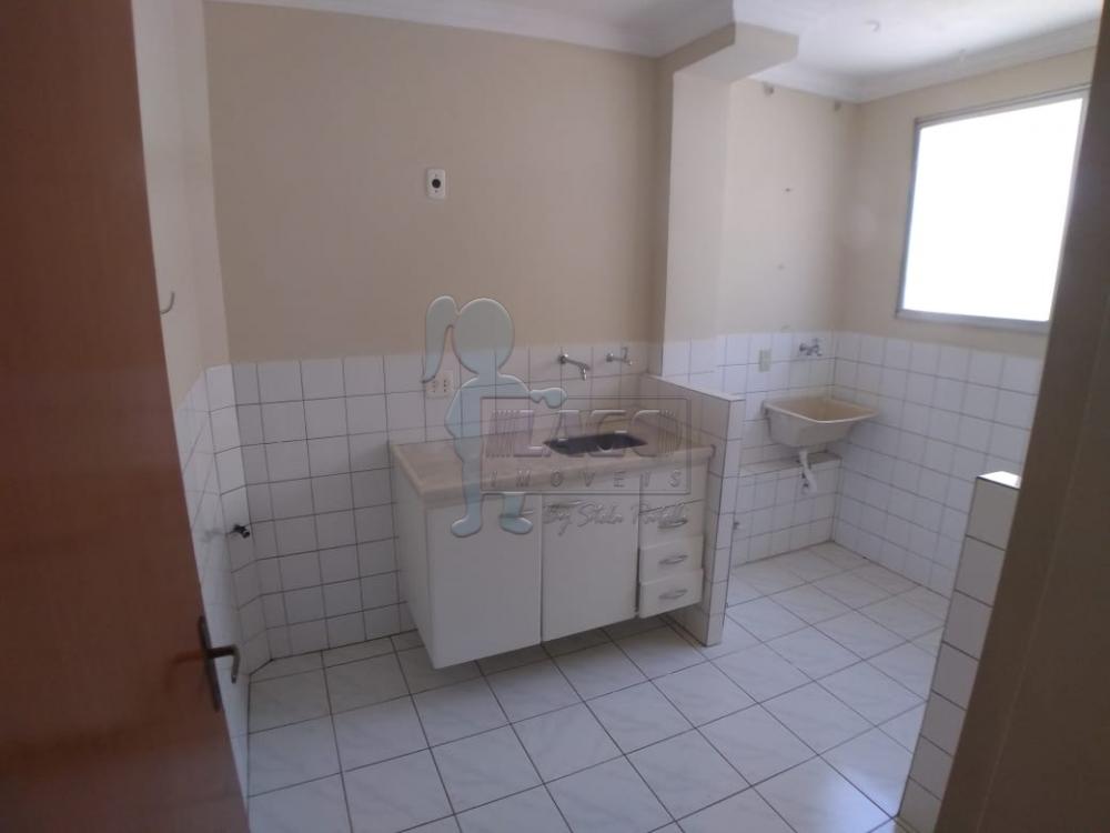 Alugar Apartamentos / Padrão em Ribeirão Preto R$ 700,00 - Foto 4