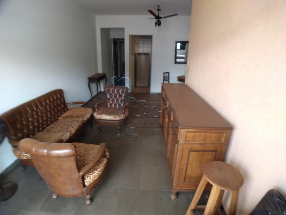 Alugar Apartamentos / Padrão em Ribeirão Preto R$ 750,00 - Foto 2