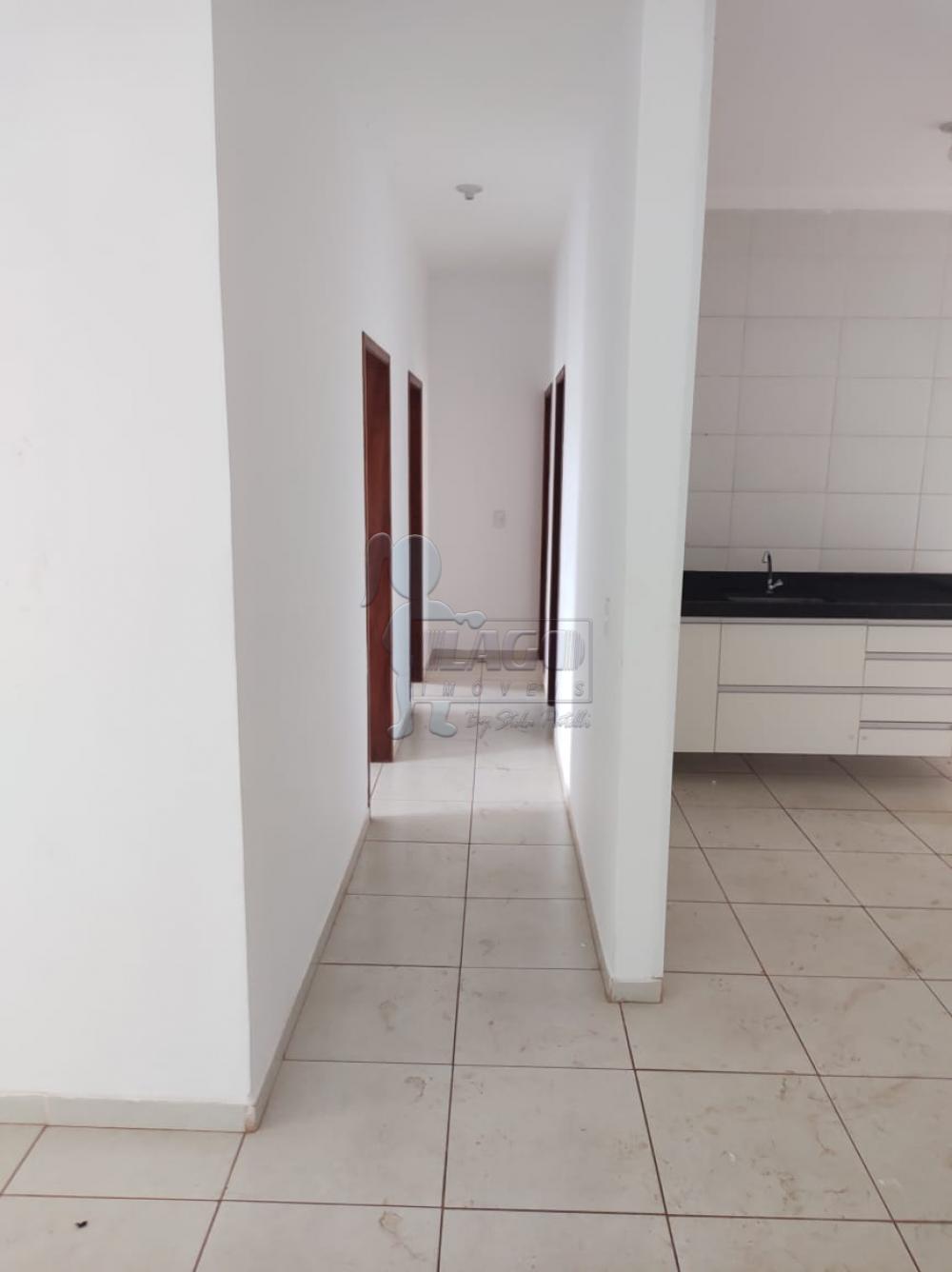 Alugar Apartamentos / Padrão em Ribeirão Preto R$ 1.300,00 - Foto 3