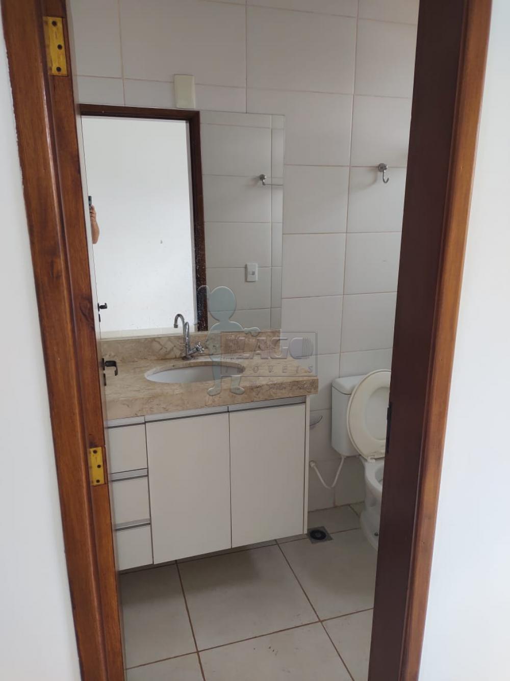 Alugar Apartamentos / Padrão em Ribeirão Preto R$ 1.300,00 - Foto 18