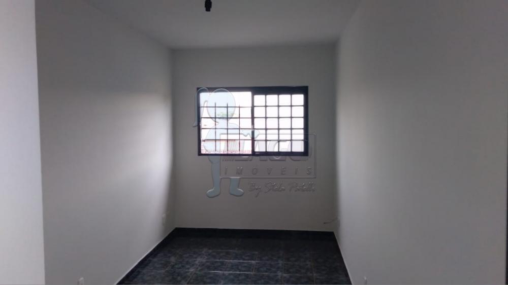 Alugar Apartamentos / Padrão em Ribeirão Preto R$ 1.100,00 - Foto 1