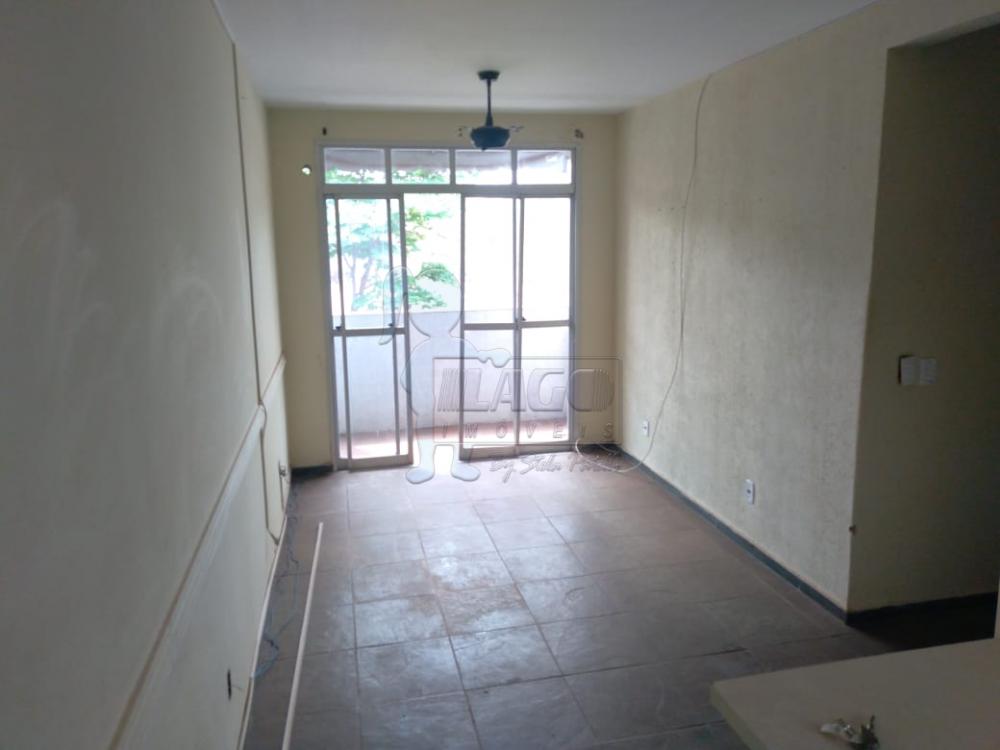 Alugar Apartamentos / Padrão em Ribeirão Preto R$ 800,00 - Foto 2