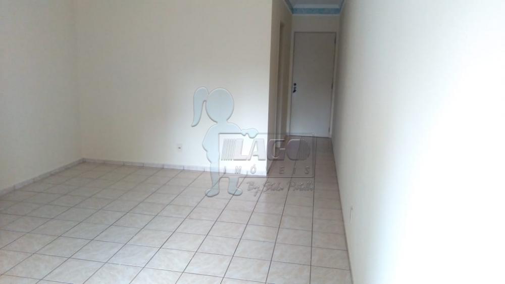 Alugar Apartamentos / Padrão em Ribeirão Preto R$ 1.600,00 - Foto 2