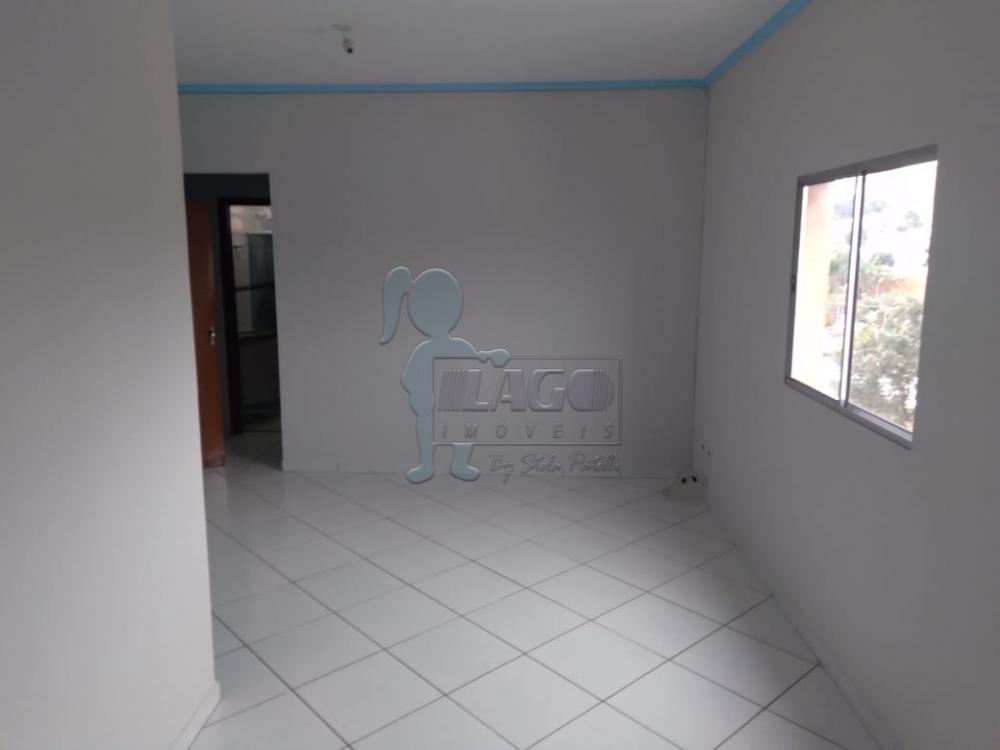 Alugar Apartamentos / Padrão em Ribeirão Preto R$ 900,00 - Foto 2