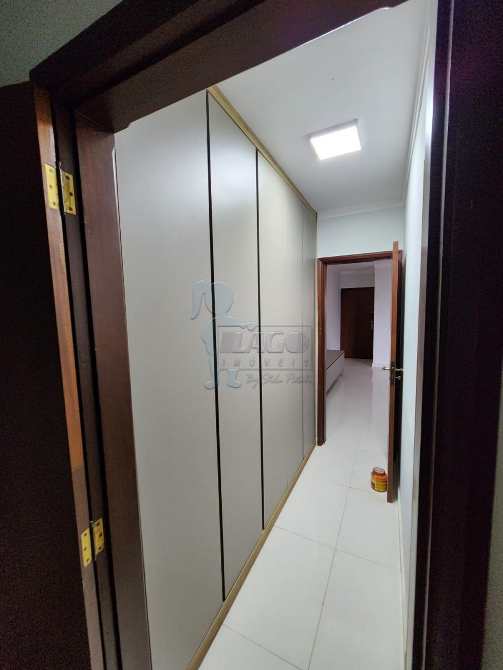 Alugar Apartamentos / Padrão em Ribeirão Preto R$ 1.700,00 - Foto 17