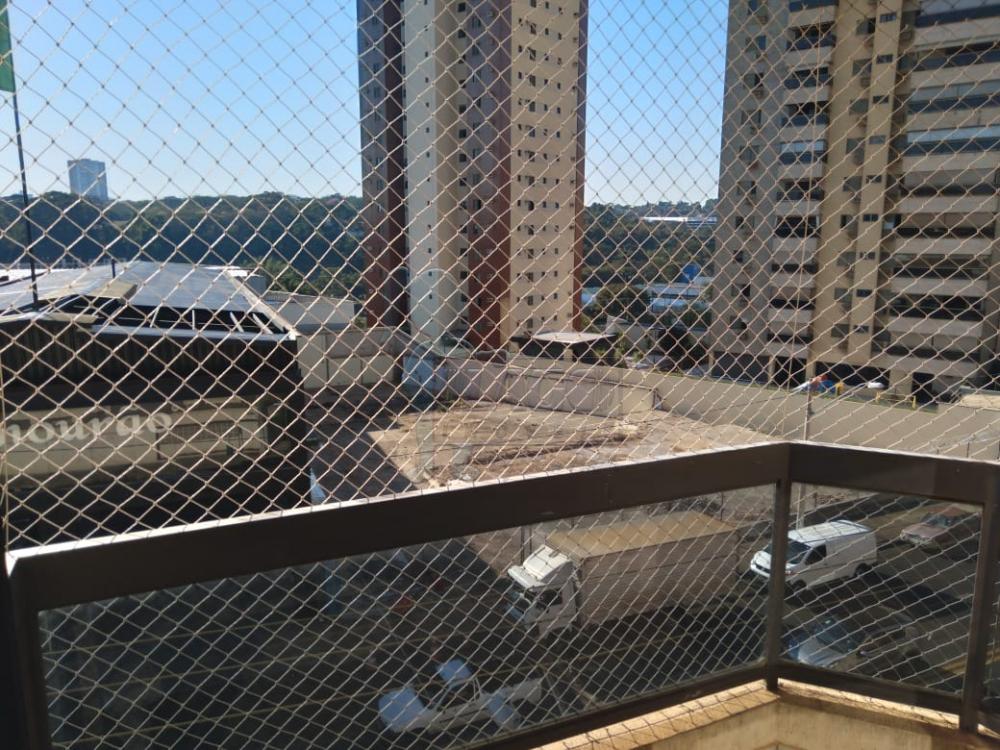 Alugar Apartamentos / Padrão em Ribeirão Preto R$ 1.700,00 - Foto 2