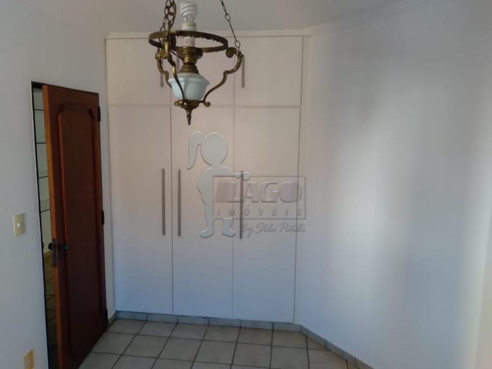 Alugar Apartamentos / Padrão em Ribeirão Preto R$ 1.700,00 - Foto 11