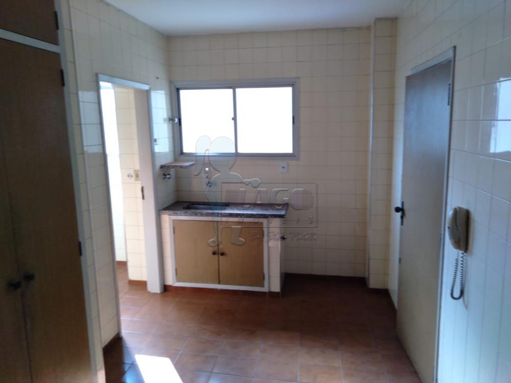 Alugar Apartamentos / Padrão em Ribeirão Preto R$ 1.100,00 - Foto 3