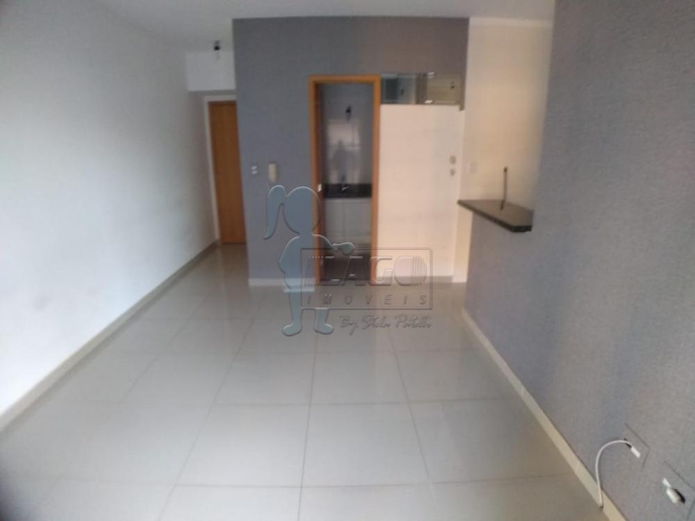 Alugar Apartamentos / Padrão em Ribeirão Preto R$ 1.000,00 - Foto 2