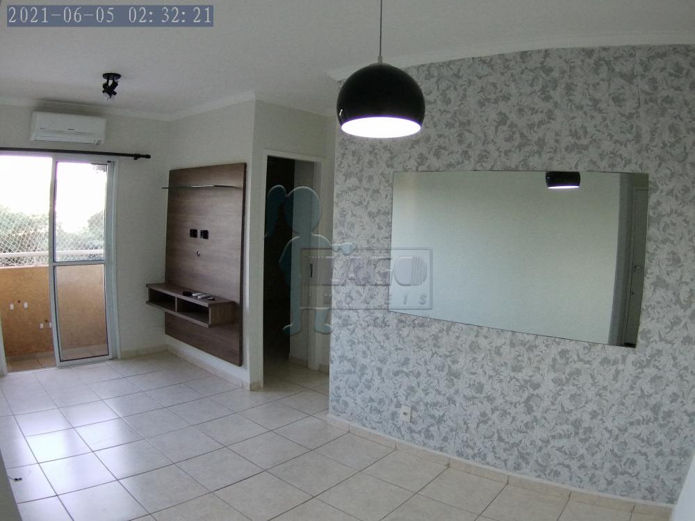 Alugar Apartamentos / Padrão em Ribeirão Preto R$ 800,00 - Foto 1