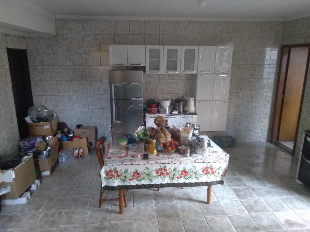 Alugar Casas / Padrão em Ribeirão Preto R$ 2.800,00 - Foto 2