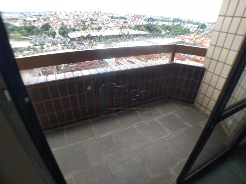 Alugar Apartamentos / Padrão em Ribeirão Preto R$ 650,00 - Foto 2