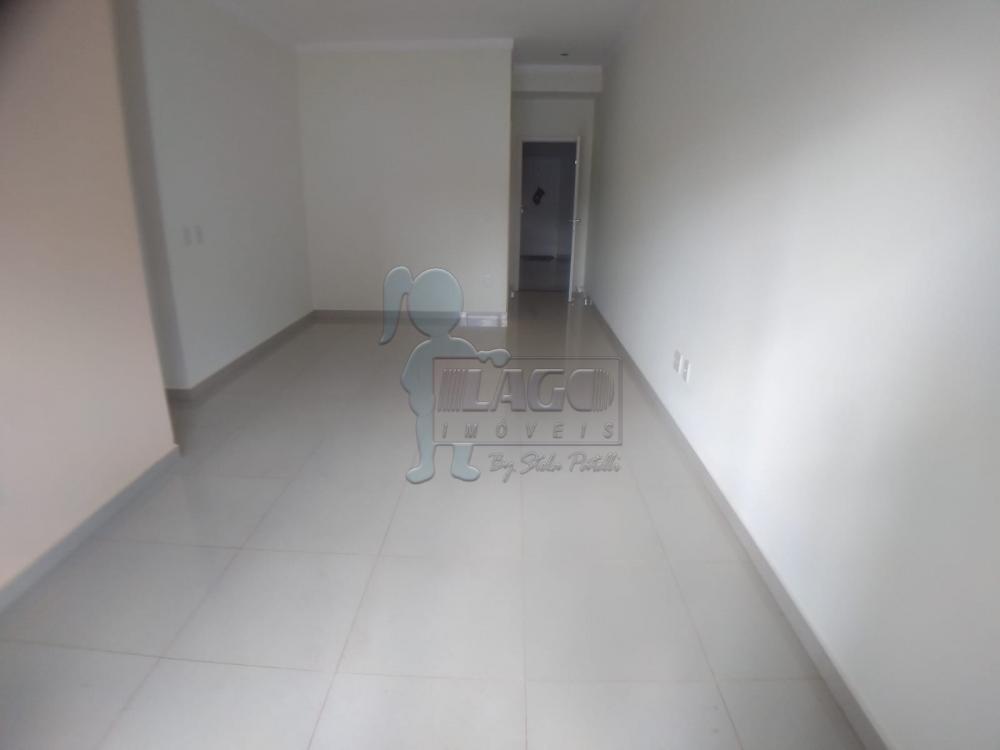 Alugar Apartamentos / Padrão em Ribeirão Preto R$ 1.700,00 - Foto 1