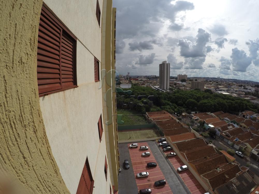 Alugar Apartamentos / Padrão em Ribeirão Preto R$ 1.000,00 - Foto 4