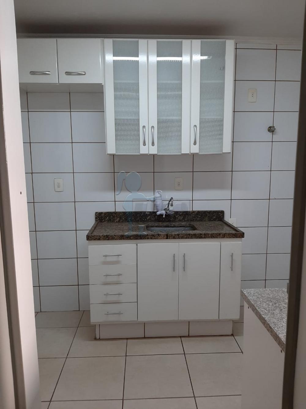 Alugar Apartamentos / Padrão em Ribeirão Preto R$ 800,00 - Foto 8