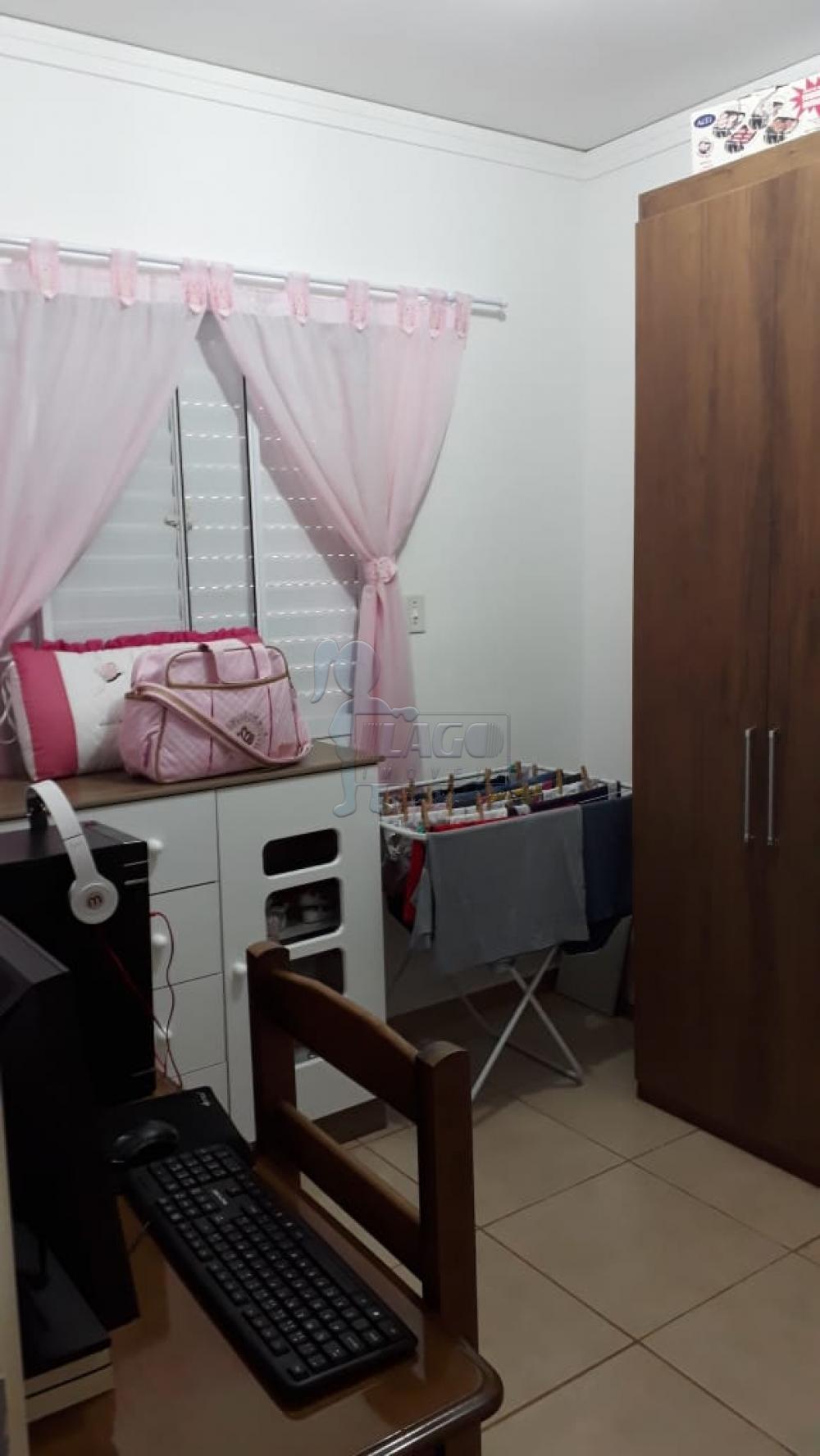 Comprar Apartamentos / Padrão em Ribeirão Preto R$ 135.000,00 - Foto 4