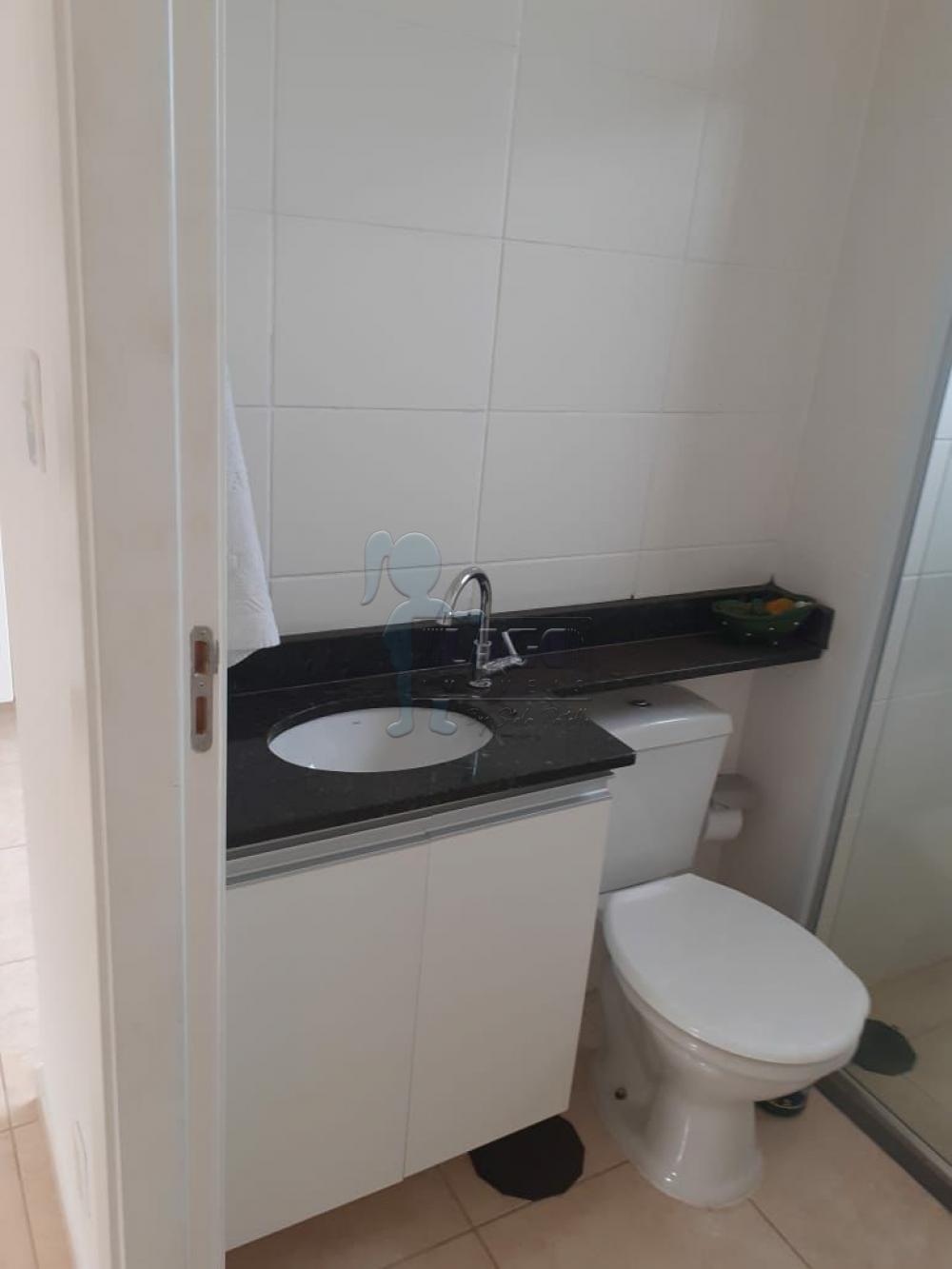 Comprar Apartamentos / Padrão em Ribeirão Preto R$ 162.000,00 - Foto 5