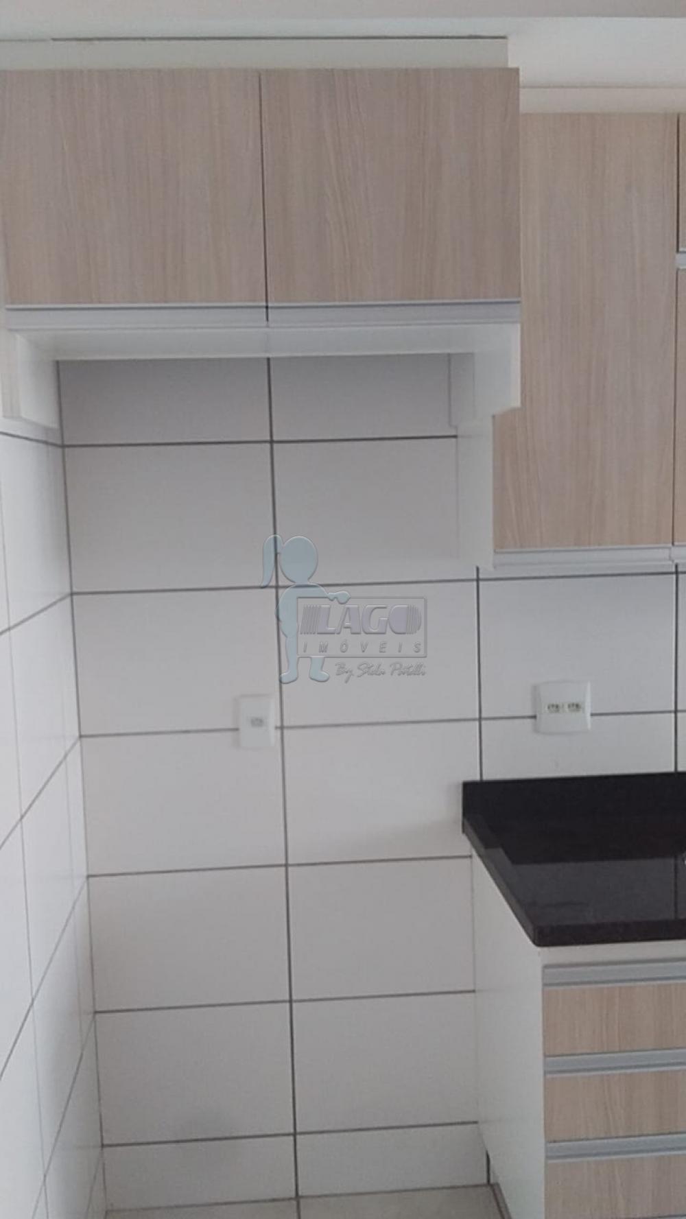 Alugar Apartamentos / Padrão em Ribeirão Preto R$ 800,00 - Foto 2