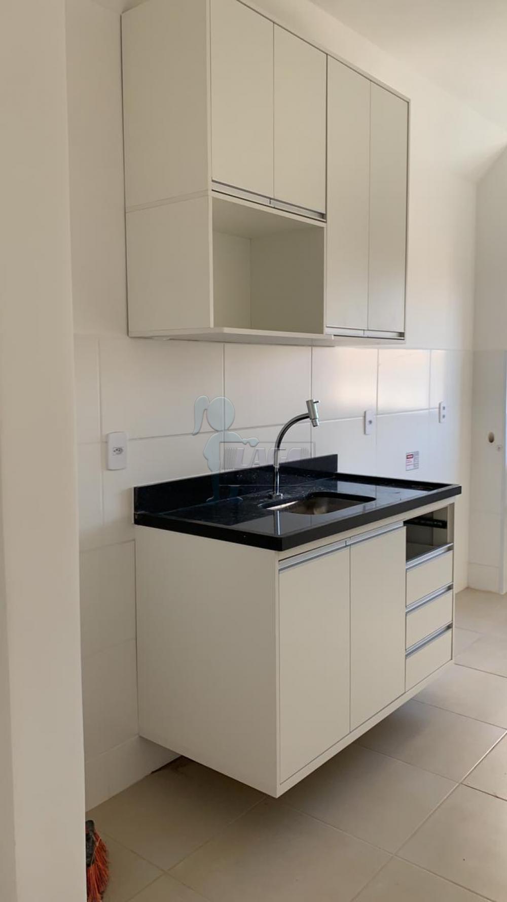 Alugar Apartamentos / Padrão em Ribeirão Preto R$ 1.500,00 - Foto 4