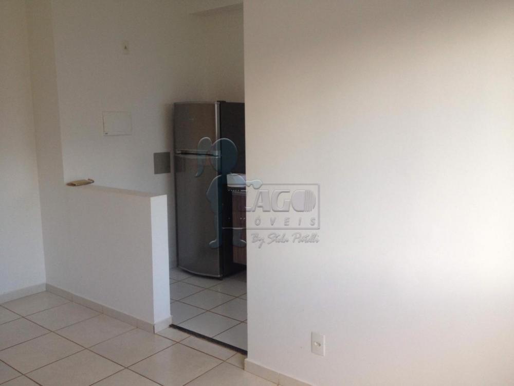 Alugar Apartamentos / Padrão em Ribeirão Preto R$ 850,00 - Foto 2