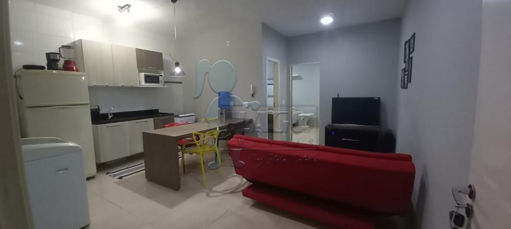 Alugar Apartamentos / Padrão em Ribeirão Preto R$ 1.758,00 - Foto 2