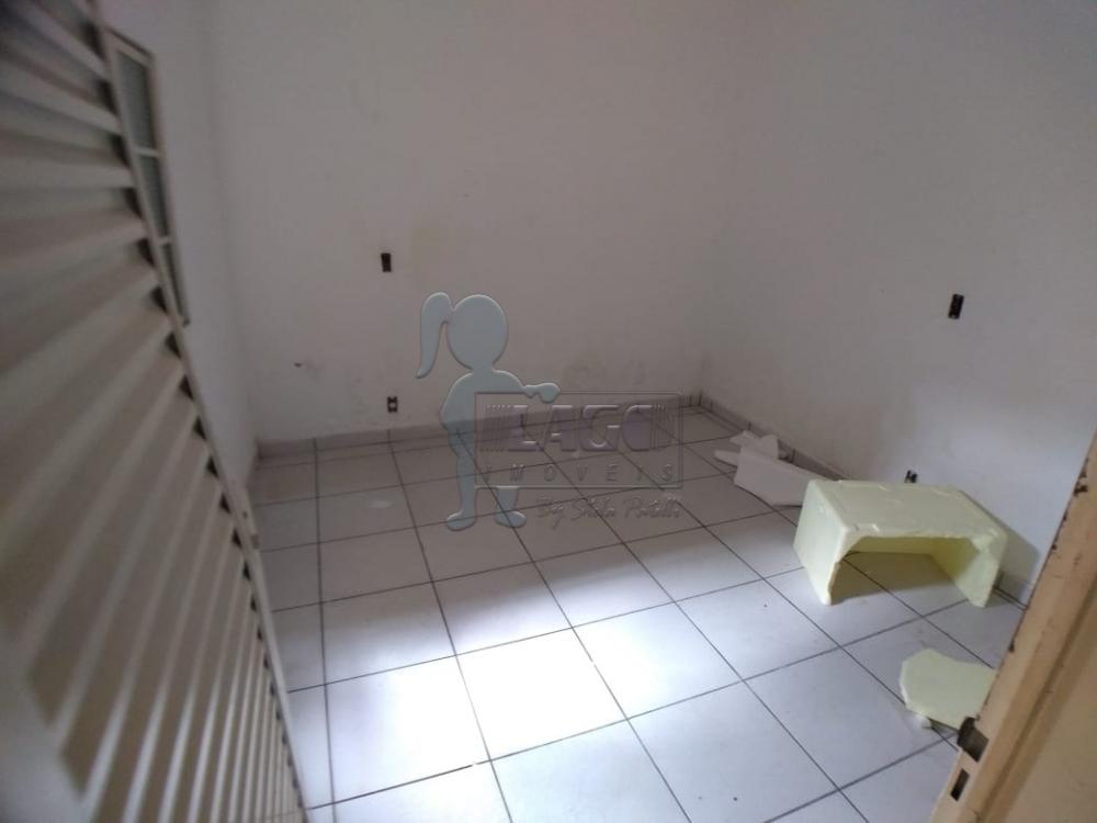 Alugar Casas / Padrão em Ribeirão Preto R$ 1.300,00 - Foto 13