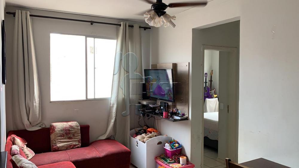 Comprar Apartamentos / Padrão em Ribeirão Preto R$ 160.000,00 - Foto 2