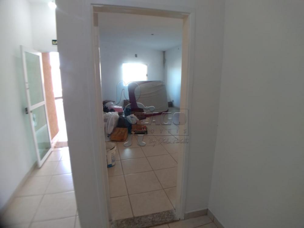 Alugar Apartamentos / Padrão em Ribeirão Preto R$ 1.350,00 - Foto 1