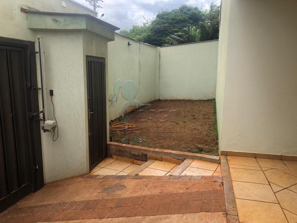 Comprar Casas / Padrão em Ribeirão Preto R$ 800.000,00 - Foto 2