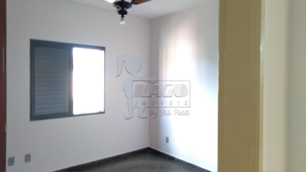 Alugar Apartamentos / Padrão em Ribeirão Preto R$ 900,00 - Foto 4