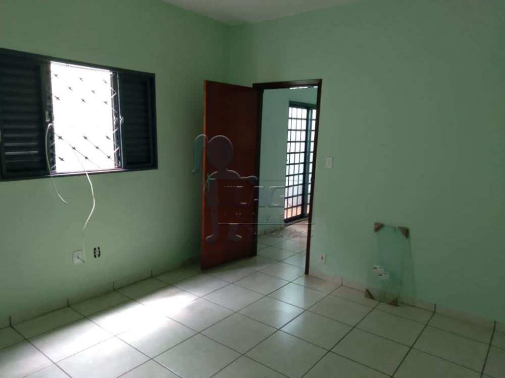 Comprar Casas / Padrão em Ribeirão Preto R$ 249.000,00 - Foto 2