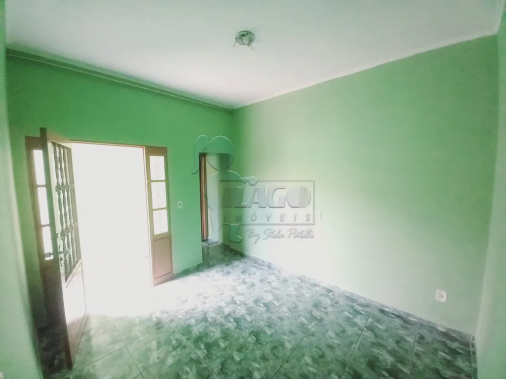 Alugar Casas / Padrão em Ribeirão Preto R$ 720,00 - Foto 1