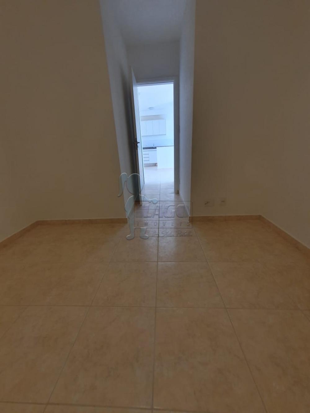 Alugar Apartamentos / Padrão em Ribeirão Preto R$ 650,00 - Foto 3