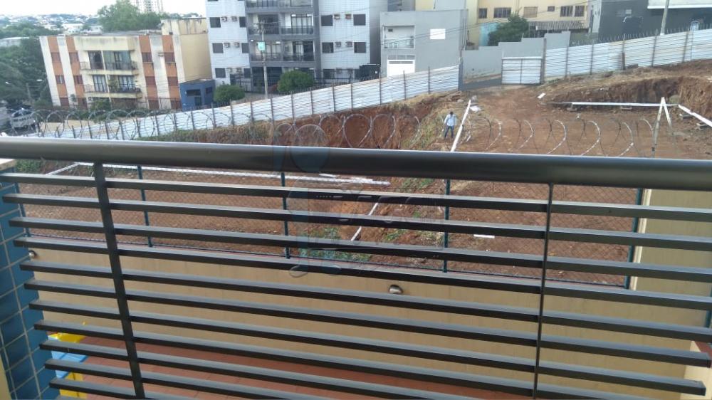 Alugar Apartamentos / Padrão em Ribeirão Preto R$ 1.400,00 - Foto 14