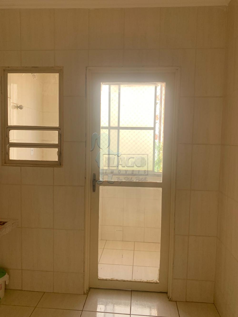 Alugar Apartamentos / Padrão em Ribeirão Preto R$ 1.400,00 - Foto 4