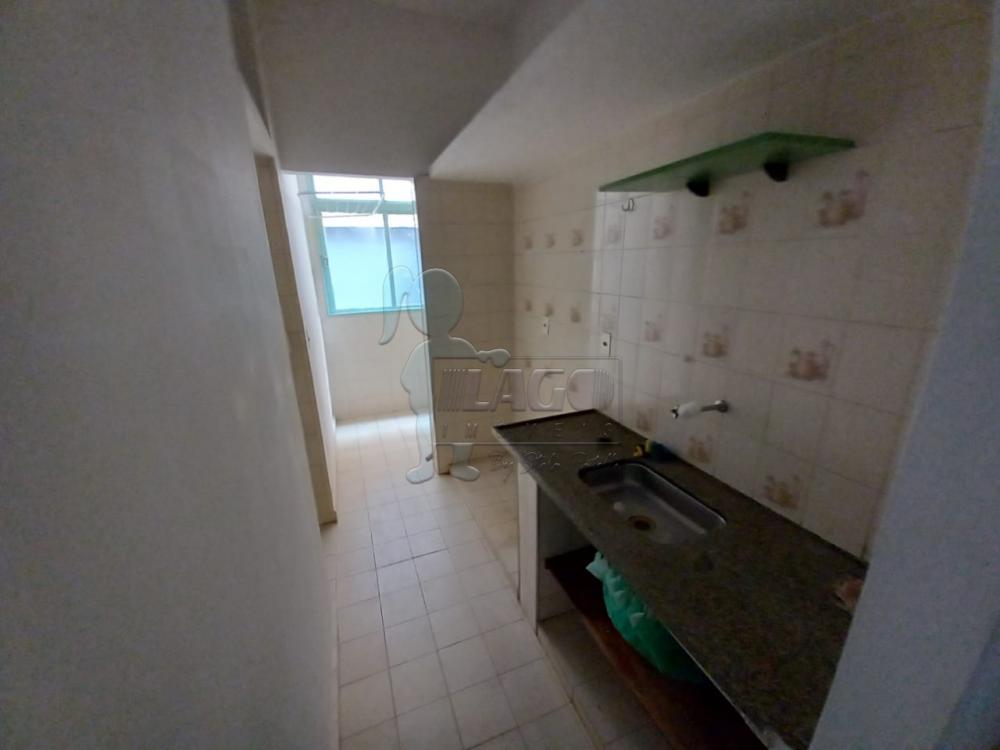 Alugar Apartamentos / Padrão em Ribeirão Preto R$ 650,00 - Foto 5