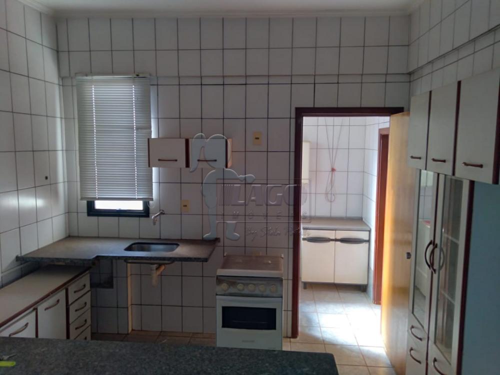 Alugar Apartamentos / Padrão em Ribeirão Preto R$ 950,00 - Foto 4