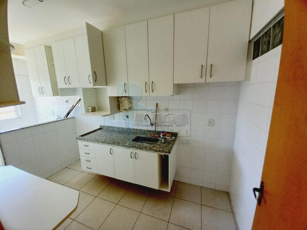 Alugar Apartamentos / Padrão em Ribeirão Preto R$ 1.850,00 - Foto 4
