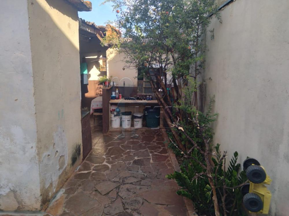 Comprar Casas / Padrão em Ribeirão Preto R$ 200.000,00 - Foto 4