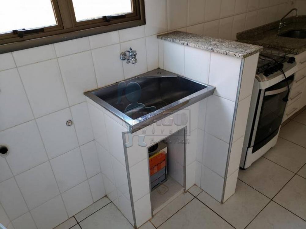 Alugar Apartamentos / Padrão em Ribeirão Preto R$ 1.250,00 - Foto 5