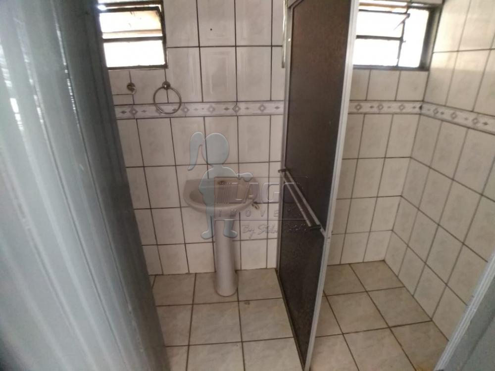 Alugar Casas / Padrão em Ribeirão Preto R$ 700,00 - Foto 6