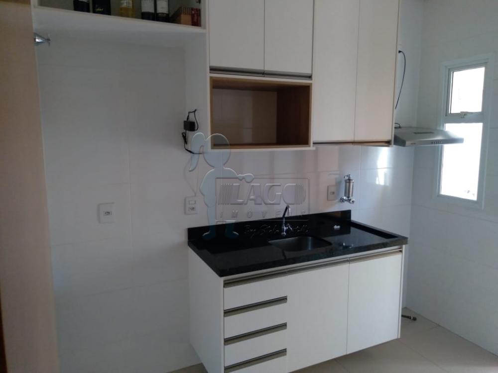 Alugar Apartamentos / Padrão em Ribeirão Preto R$ 1.800,00 - Foto 5