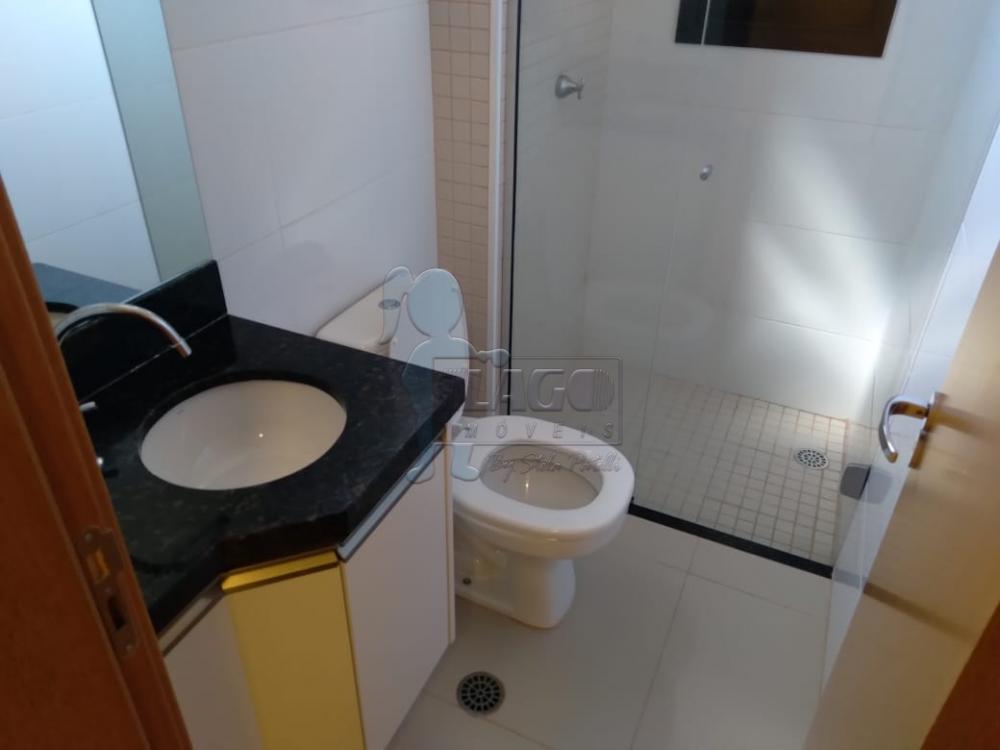 Alugar Apartamentos / Padrão em Ribeirão Preto R$ 1.800,00 - Foto 11