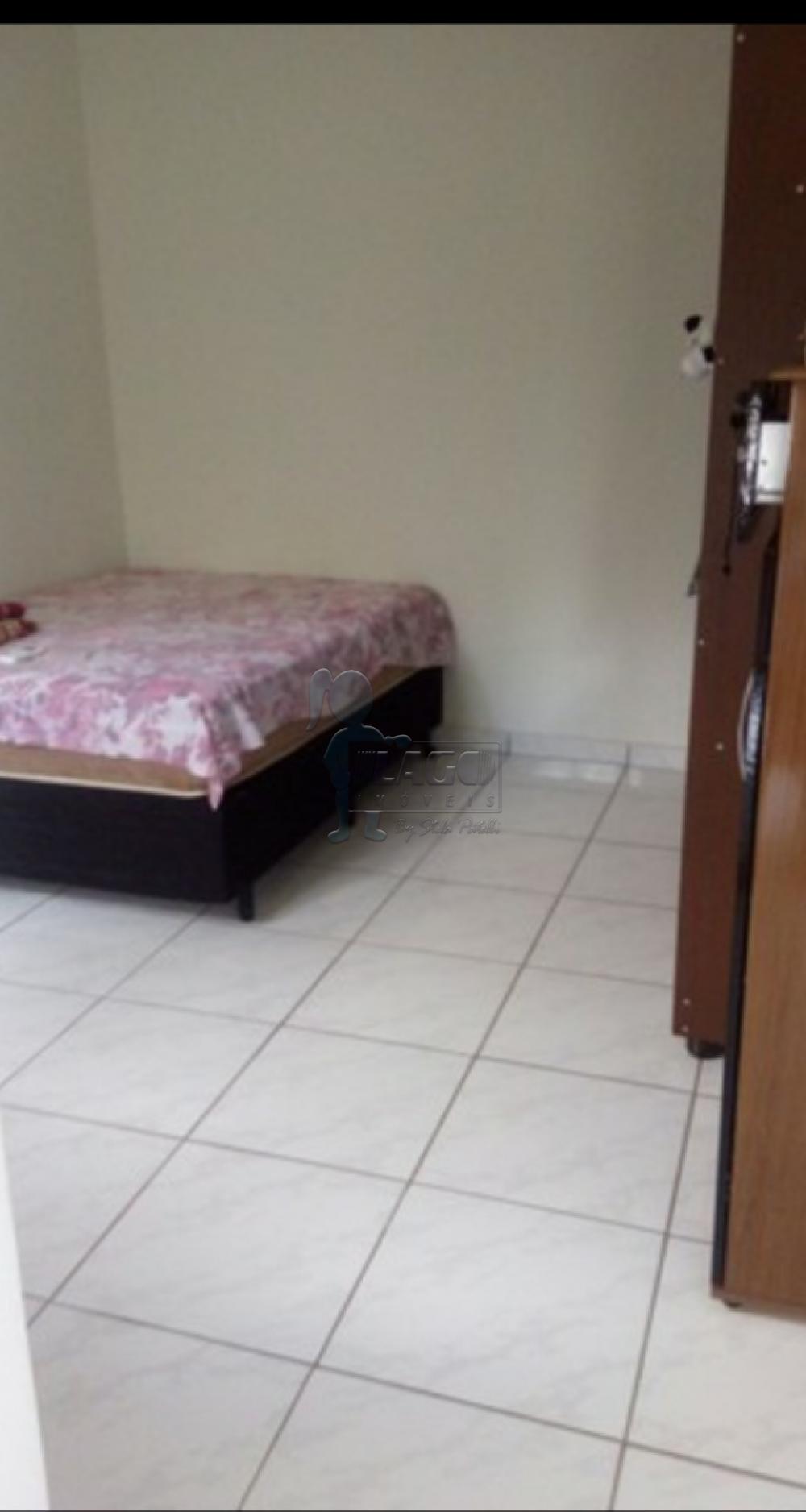 Comprar Casas / Padrão em Ribeirão Preto R$ 190.000,00 - Foto 4