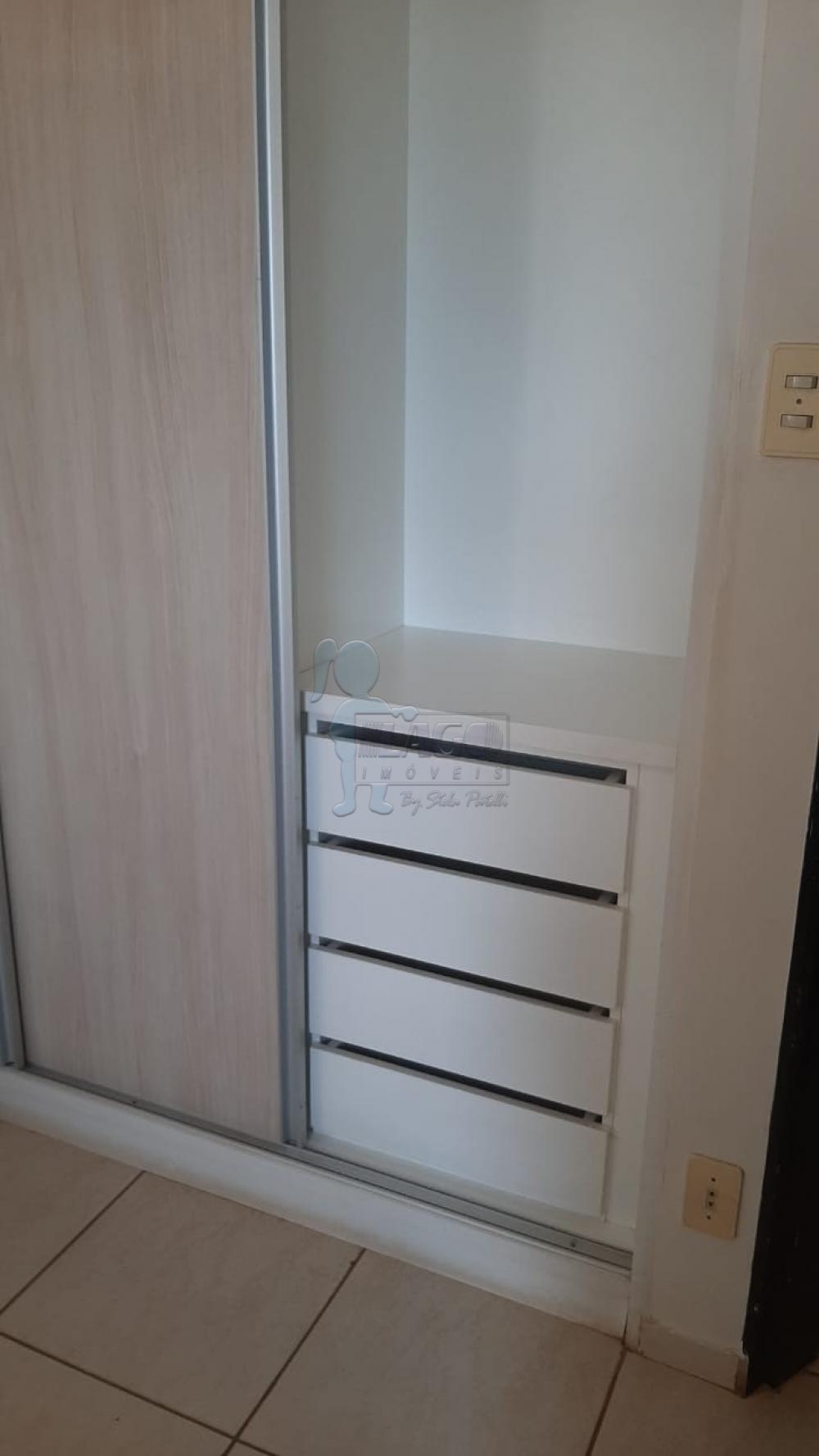 Alugar Apartamentos / Padrão em Ribeirão Preto R$ 800,00 - Foto 12