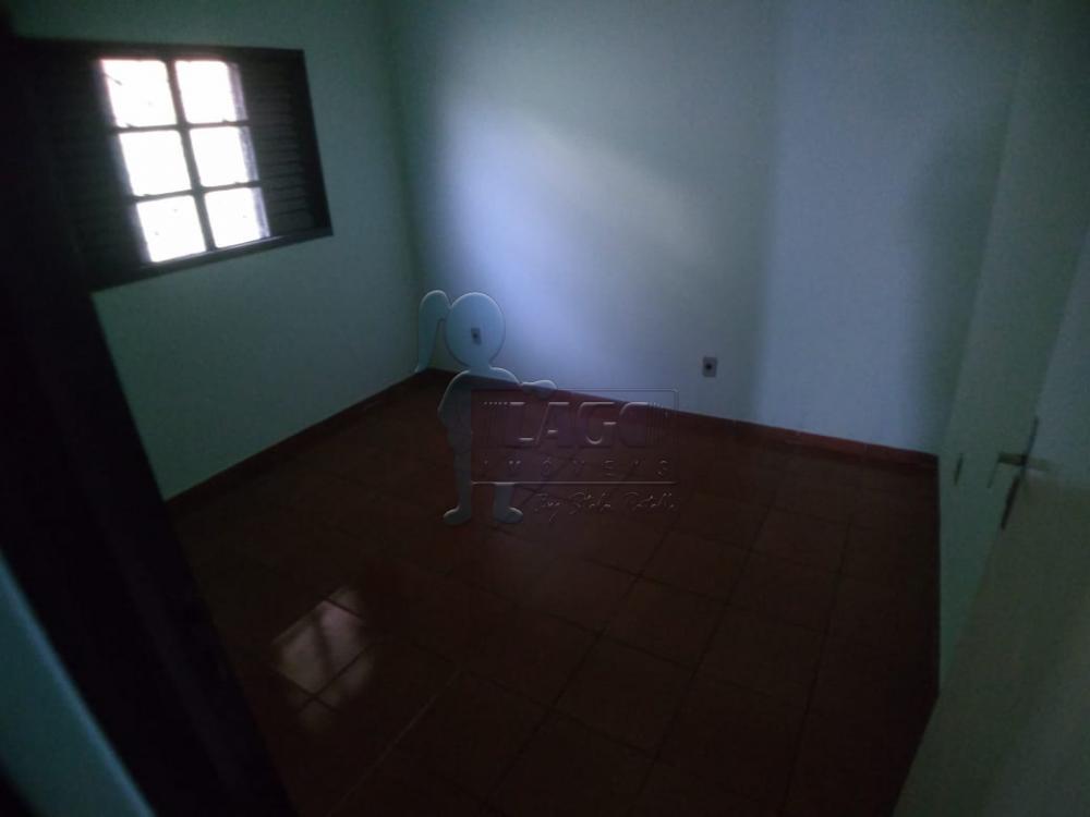 Alugar Casas / Padrão em Ribeirão Preto R$ 1.100,00 - Foto 9