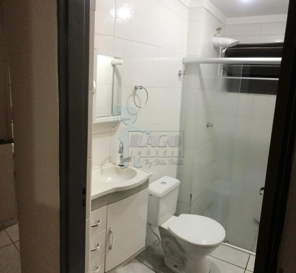 Comprar Apartamentos / Padrão em Ribeirão Preto R$ 165.000,00 - Foto 2